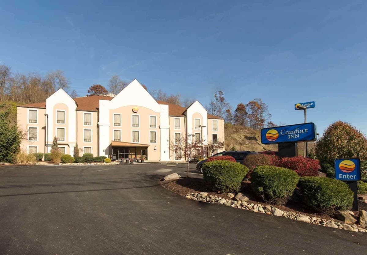 Comfort Inn Pittsburgh Crafton, Hotel in Ingram