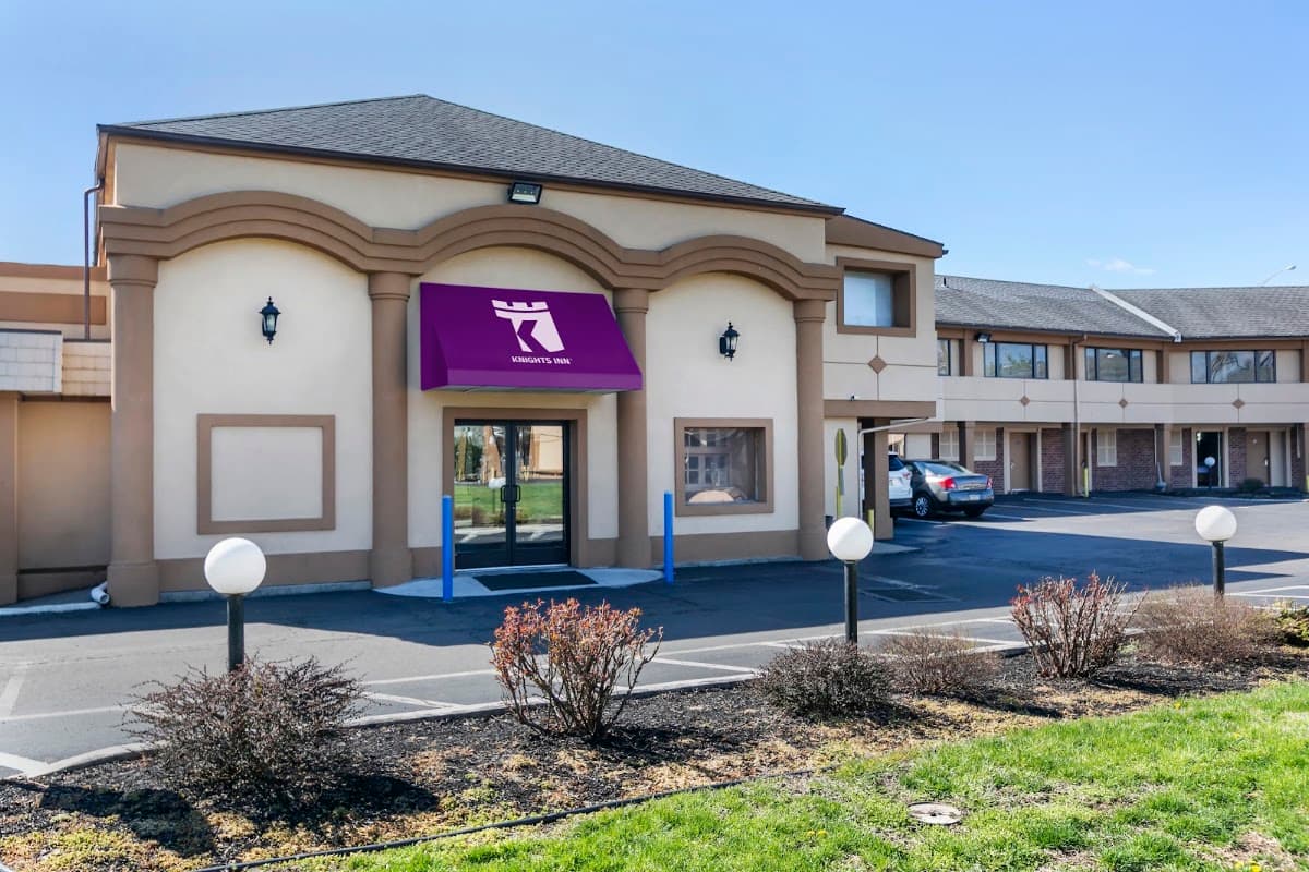 Knights Inn Bristol, Motel in Tullytown