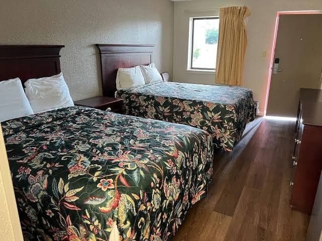 Budget Plaza Motel, Motel in Baltimore Highlands