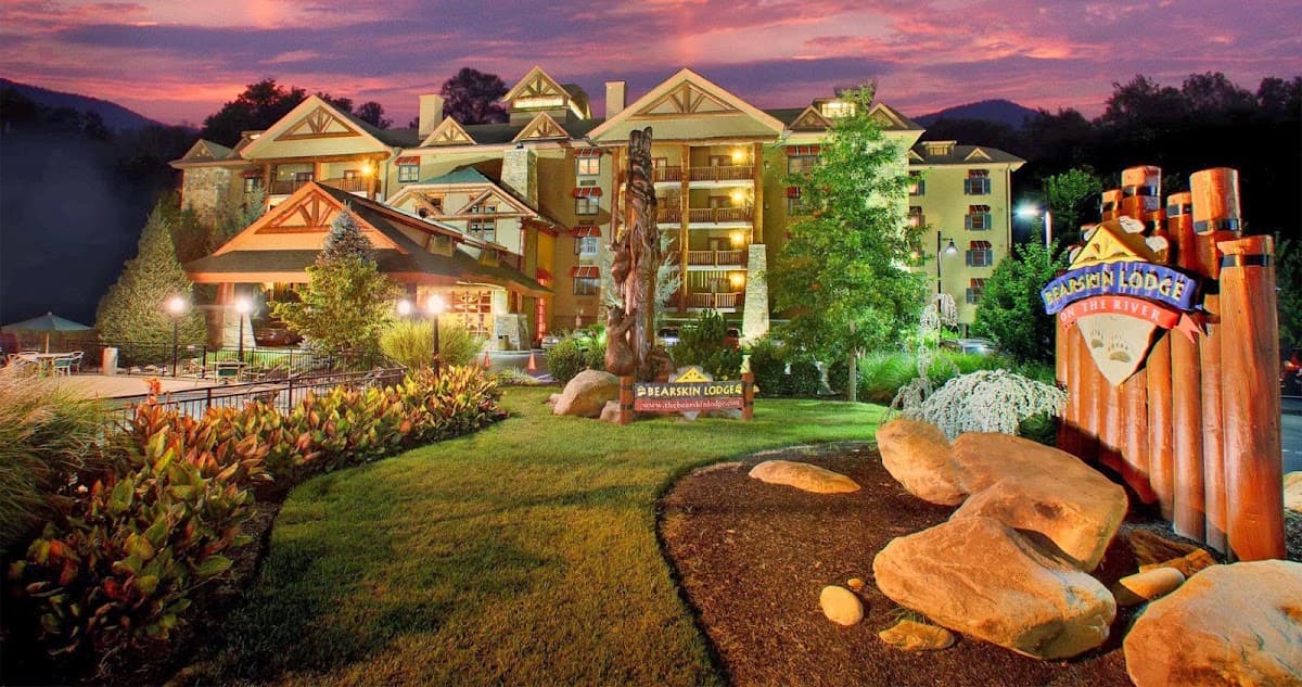 Bearskin Lodge on the River, Hotel in Gatlinburg