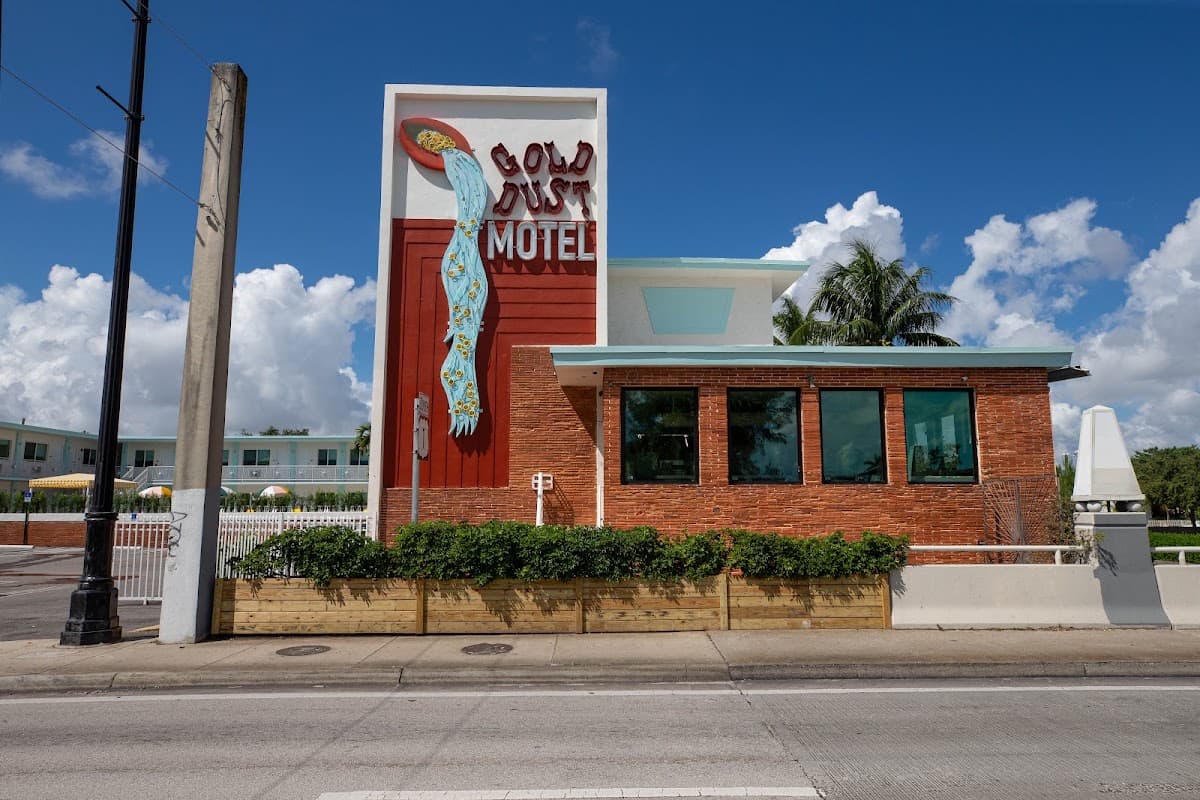 Selina Miami Gold Dust, Hotel in El Portal