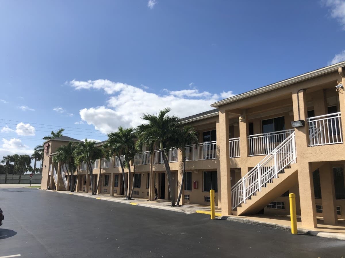 Southern Pines Motel, Motel in Royal Palm Estates