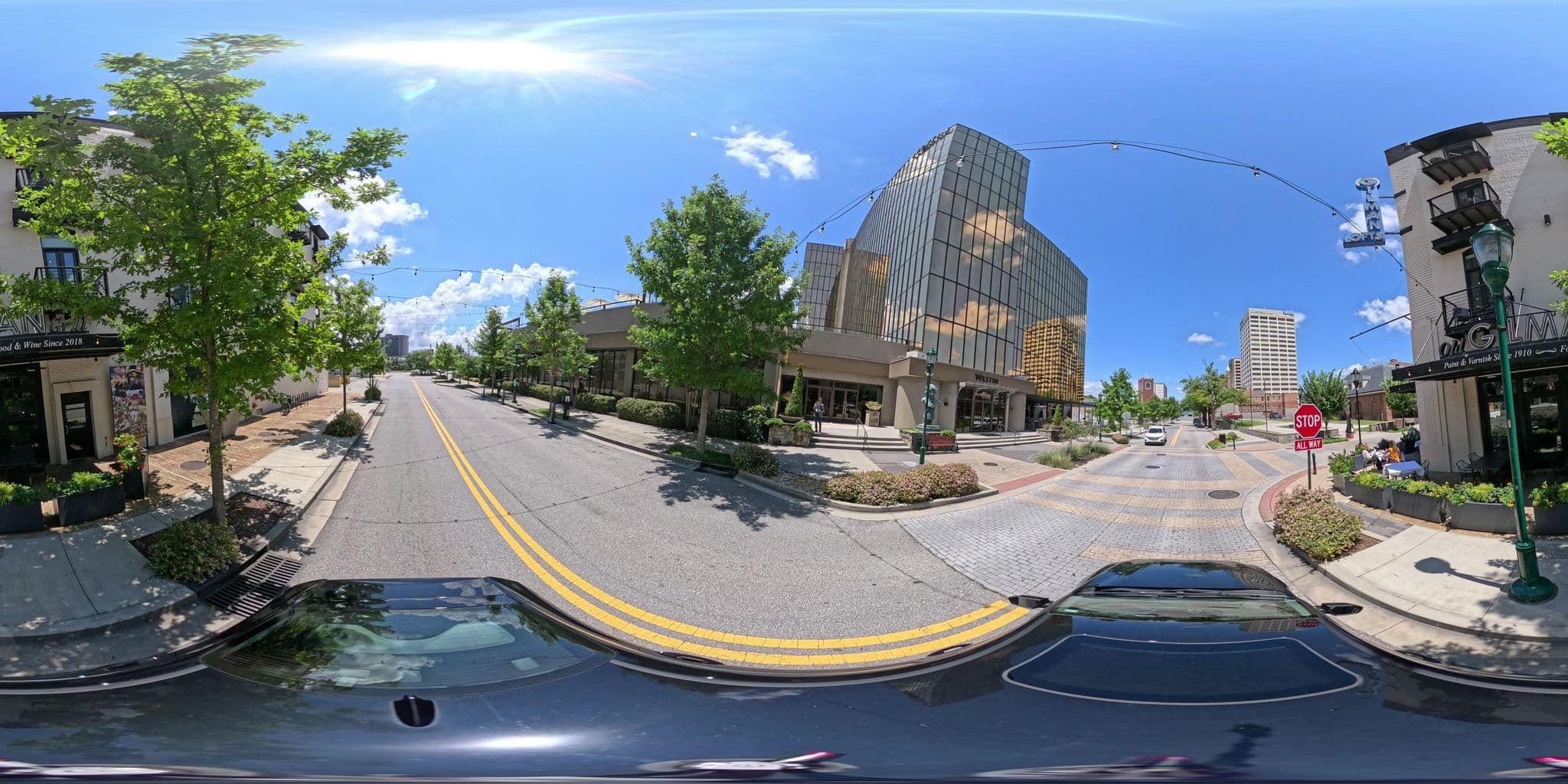 Street view near The Westin, Chattanooga — © jarielj (CC BY-SA · Mapillary)