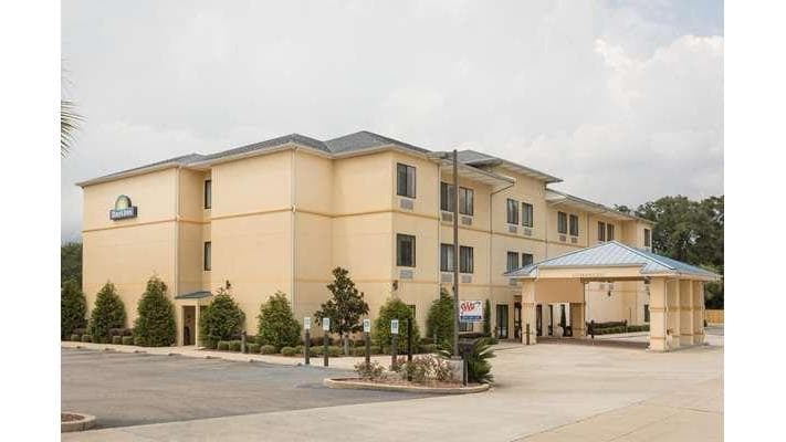 Days Inn by Wyndham North Mobile, Hotel in Semmes