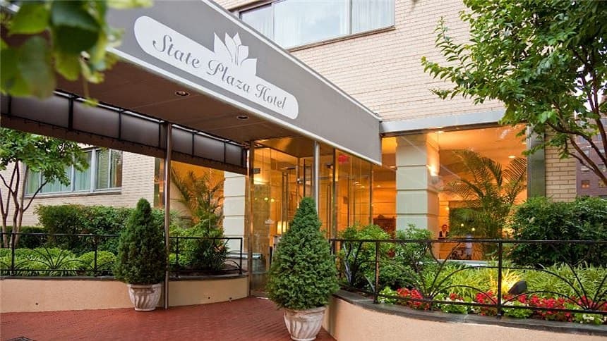 State Plaza Hotel, Hotel in Washington