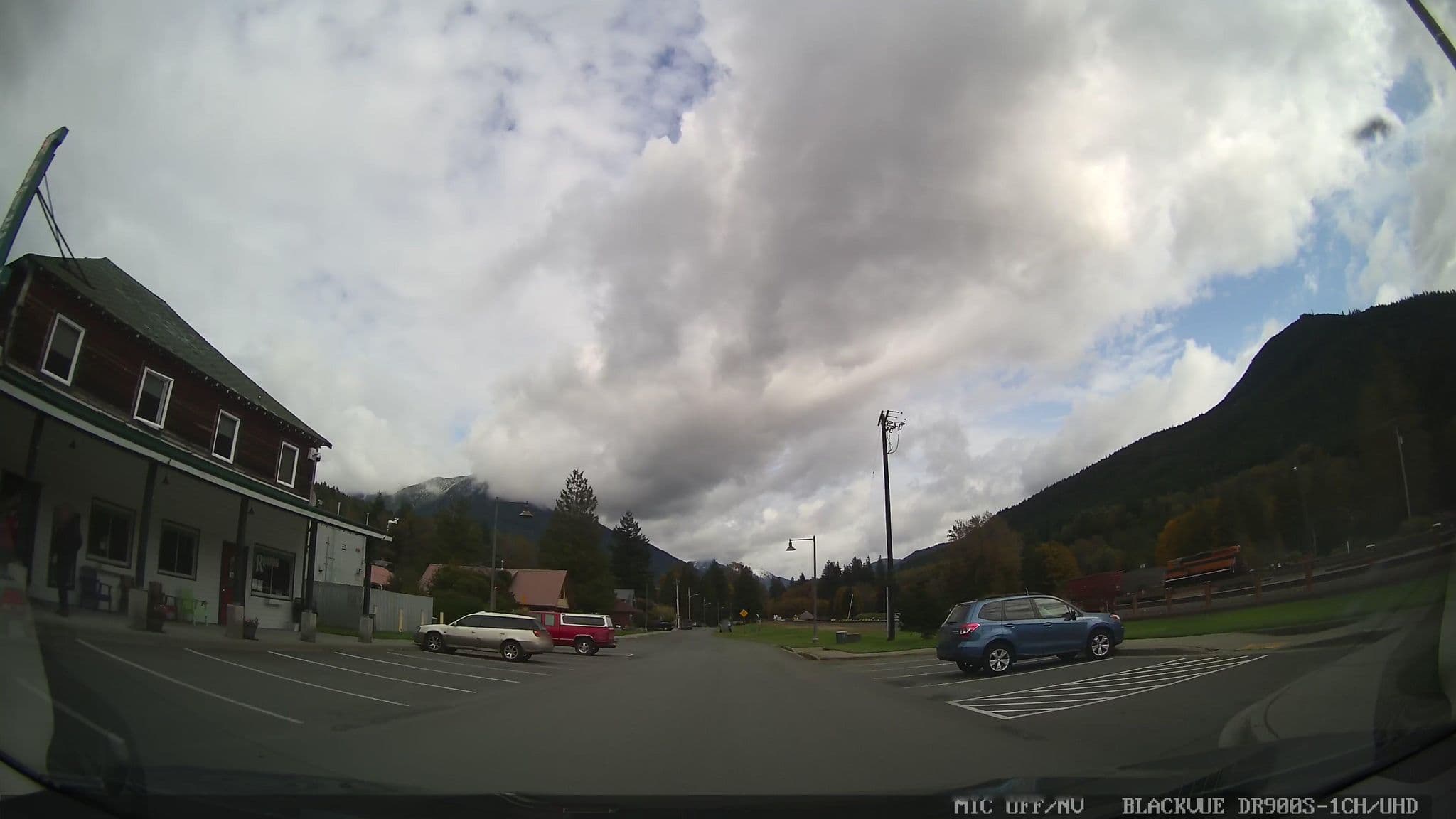 Street view near Cascadia Inn, Gold Bar — © damnitgetmybeer (CC BY-SA · Mapillary)