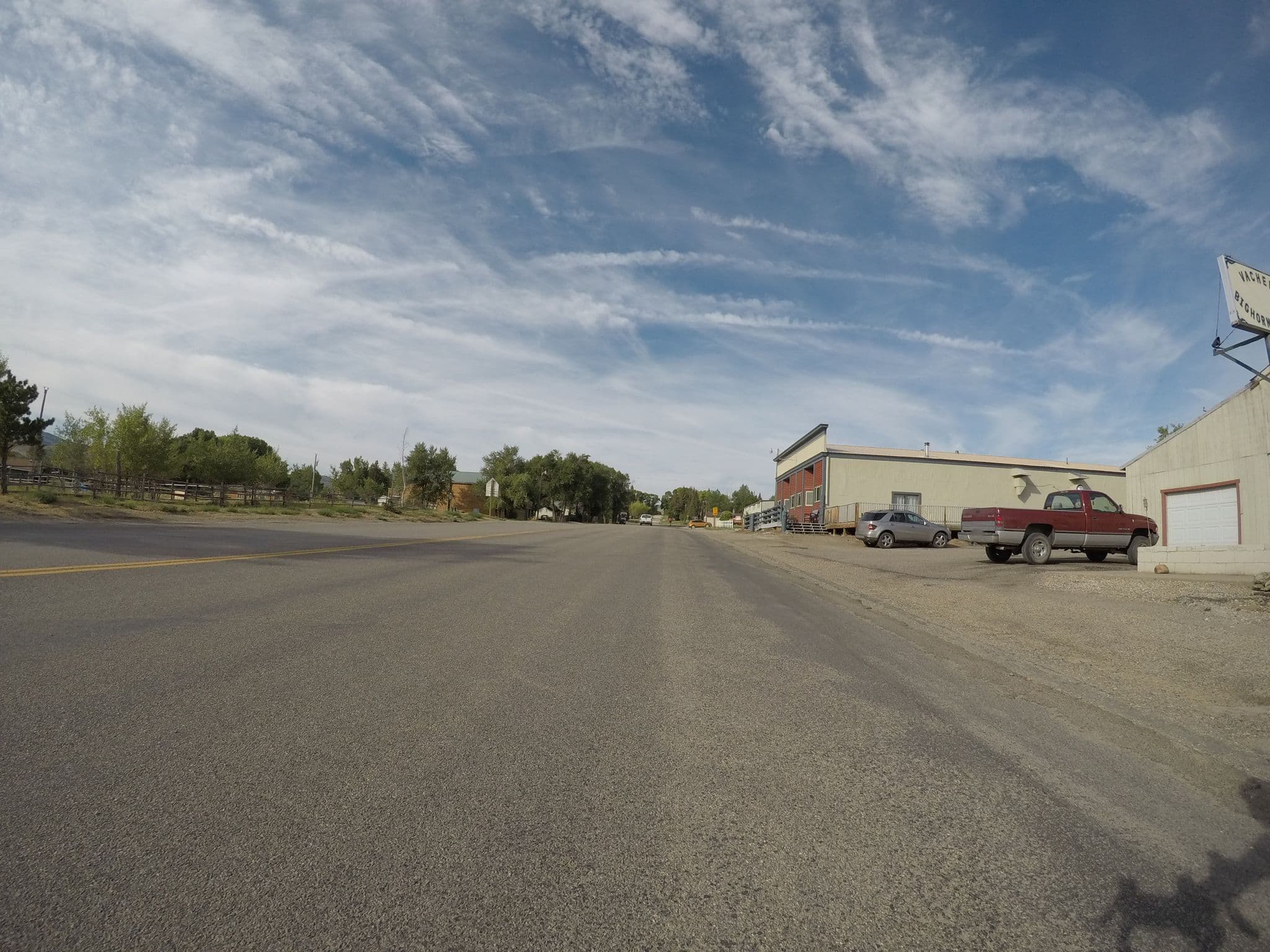 Street view near Vacher's Bighorn Lodge, Rawlins — © toebee (CC BY-SA · Mapillary)