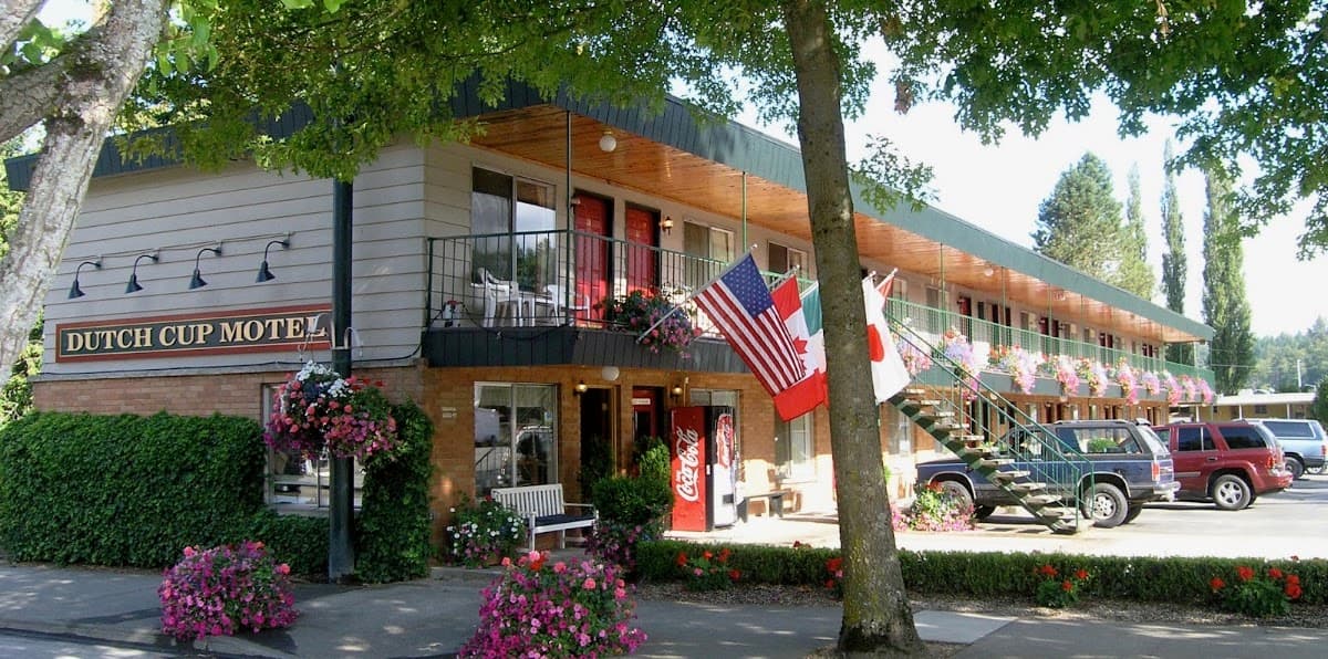 Dutch Cup Motel, Motel in Sultan