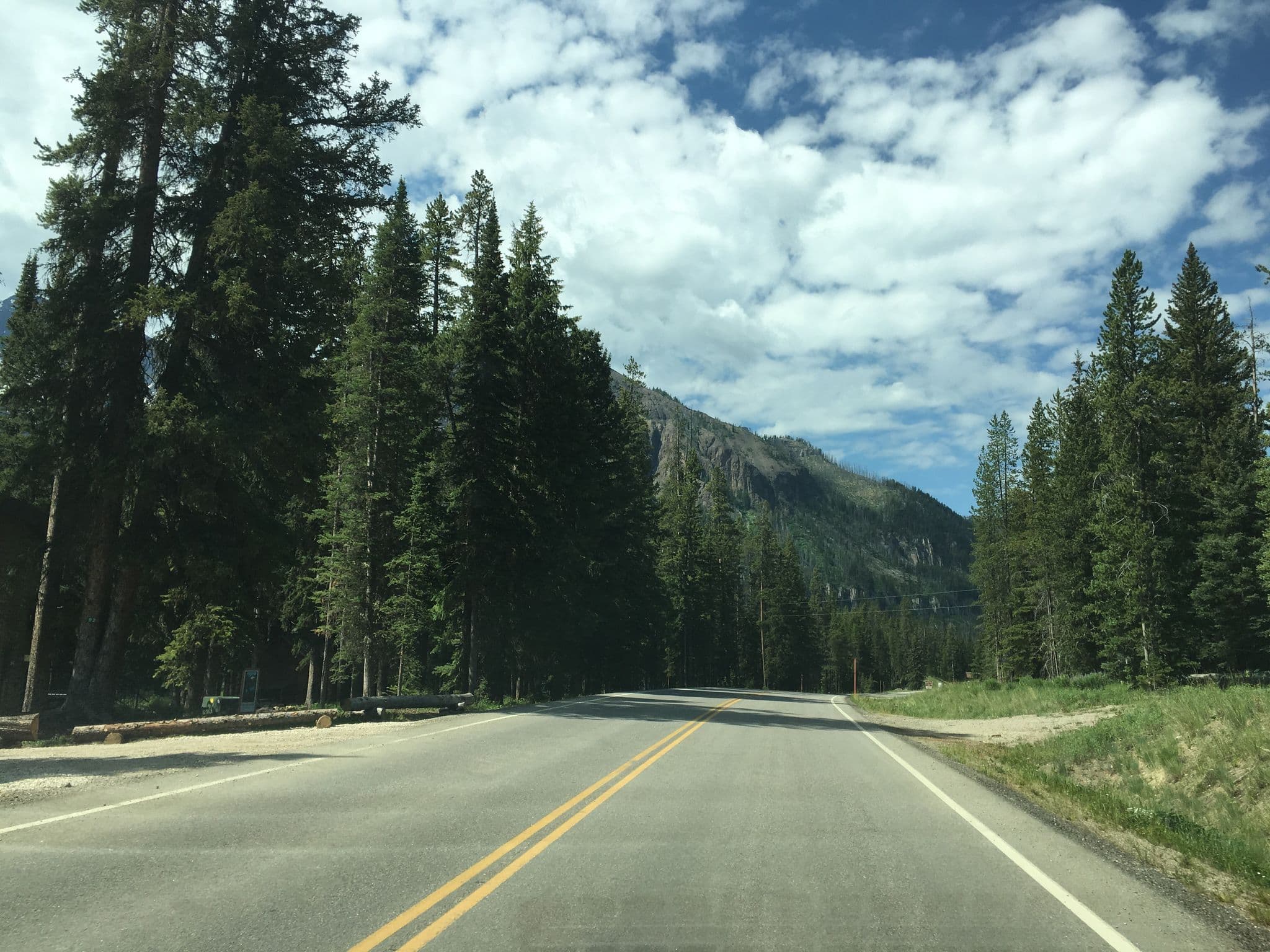 Street view near Creekside at Yellowstone, Red Lodge — © nigelramsay (CC BY-SA · Mapillary)