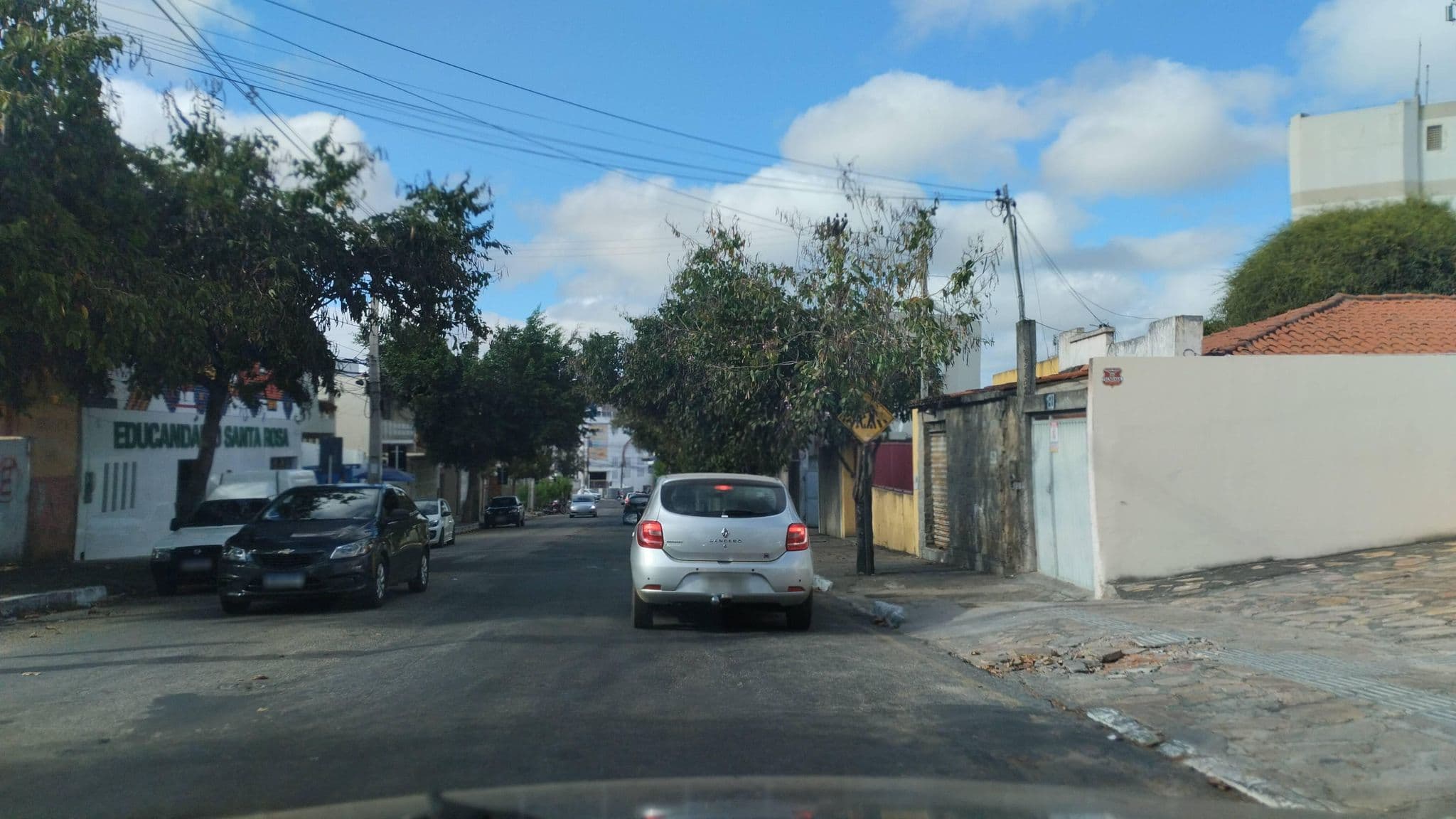 Street view near Mini Hostel Fine Art, Vitória da Conquista — © Kaart_Local (CC BY-SA · Mapillary)