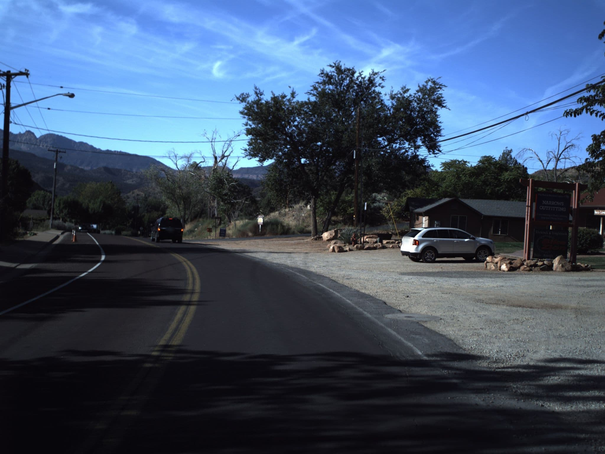 Street view near Bungalows at Zion, Hildale — © asellars (CC BY-SA · Mapillary)