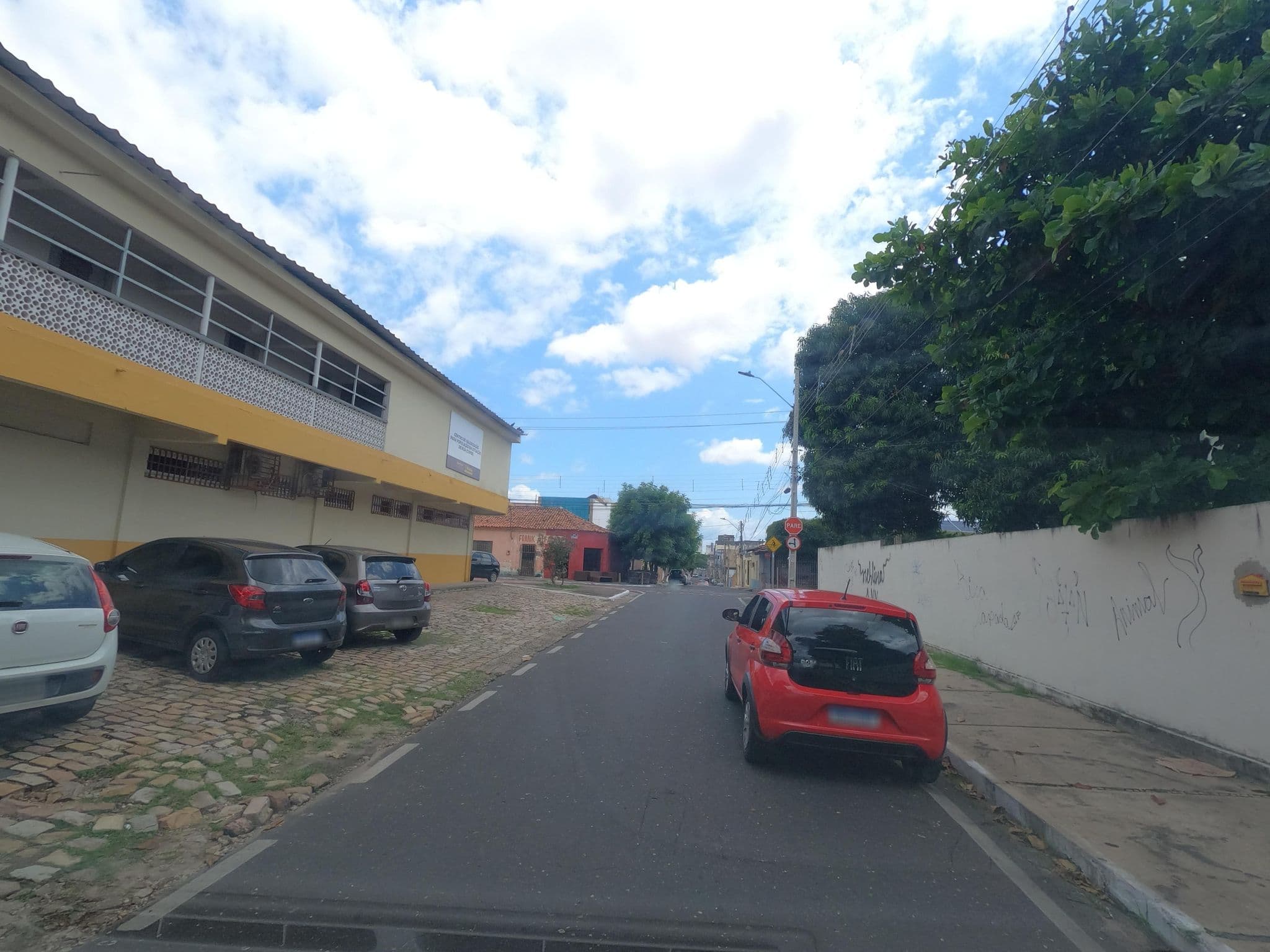 Street view near Casa do Estudante, Teresina — © MuitoAlemdasFronteiras (CC BY-SA · Mapillary)