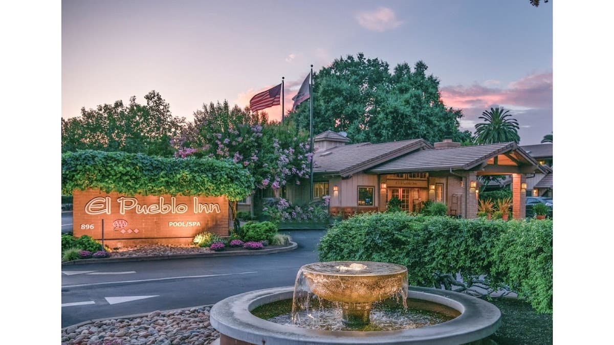 El Pueblo Inn, Hotel in El Verano