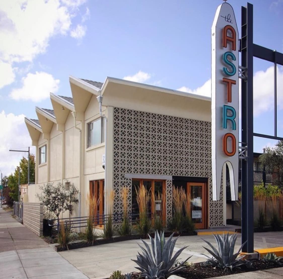 The Astro, Motel in Santa Rosa