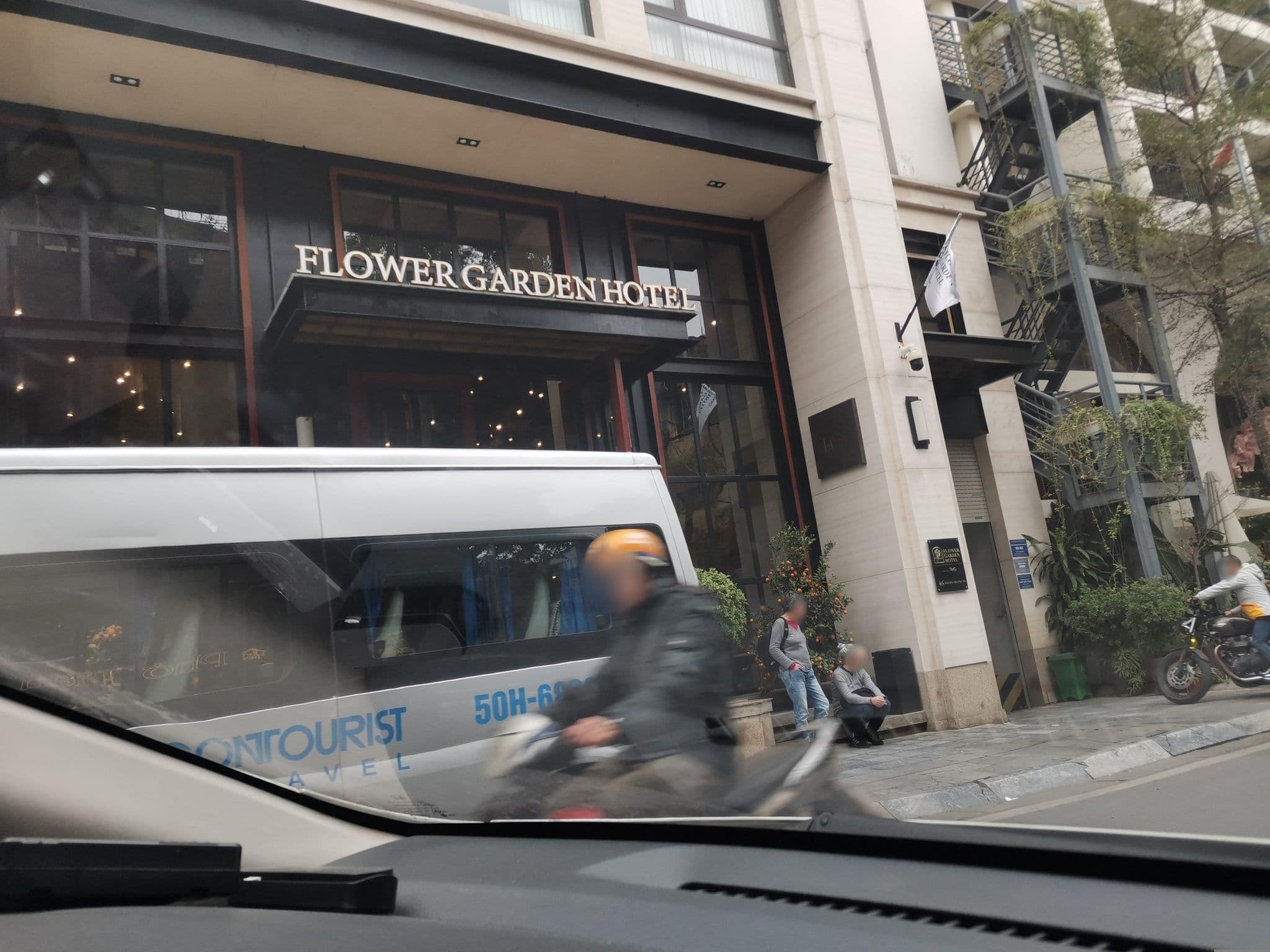 Street view near Le Jardin Hotel & Spa, Yên Phụ — © hn_left_2 (CC BY-SA · Mapillary)