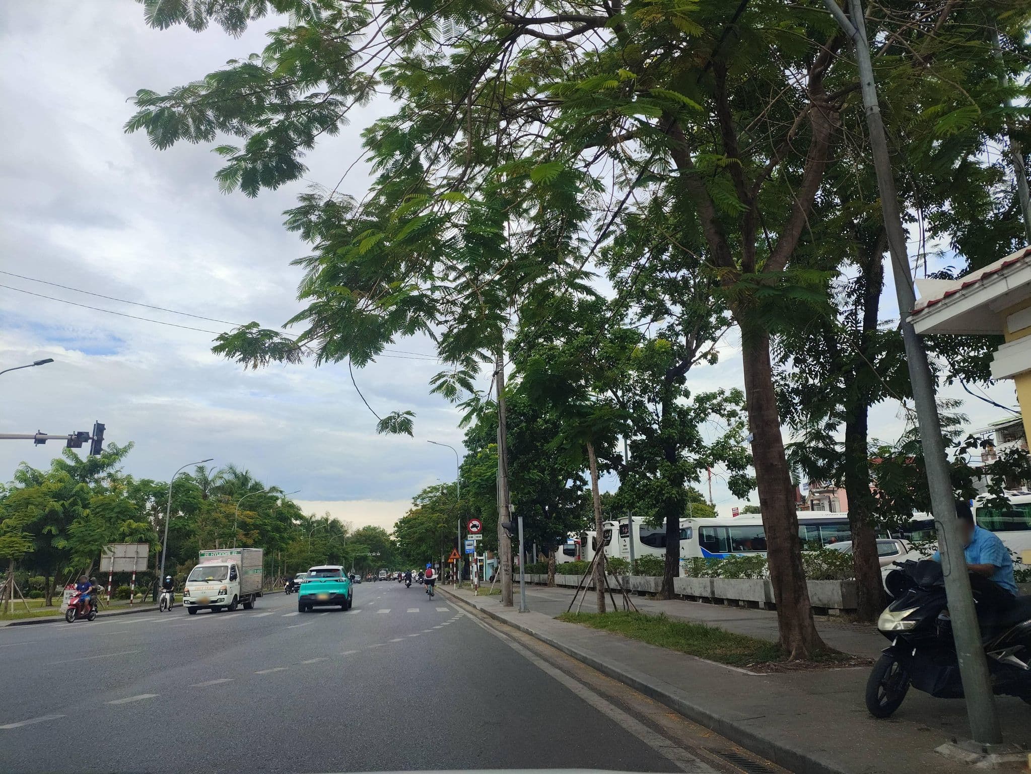 Street view near Soleil Boutique, Huế