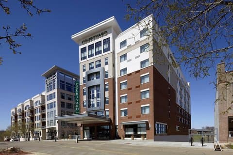 Courtyard by Marriott Akron Downtown, Hotel in Akron