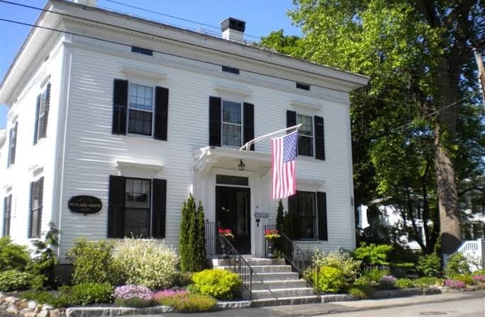 Benjamin F. Packard House Bed and Breakfast, Hotel in Woolwich