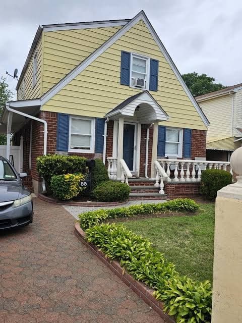 Beautiful CC - Double Room with Shared Bathroom, Hotel in Elmont