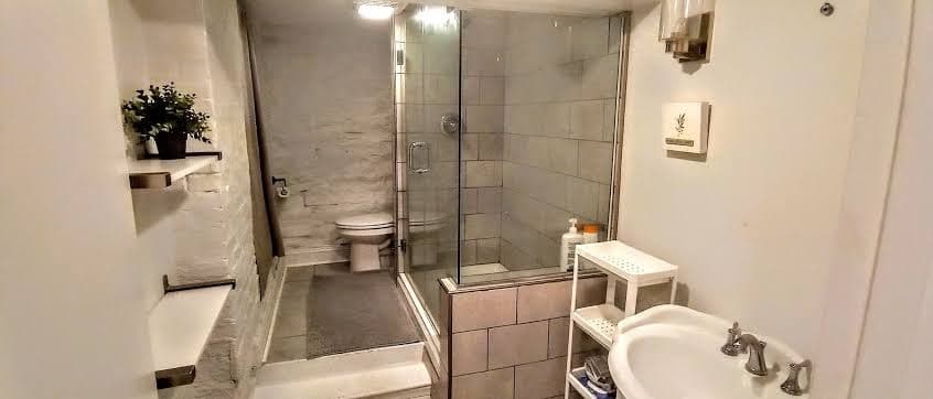 Bmorebunks Hostel in Baltimore, Hostel in Charles North