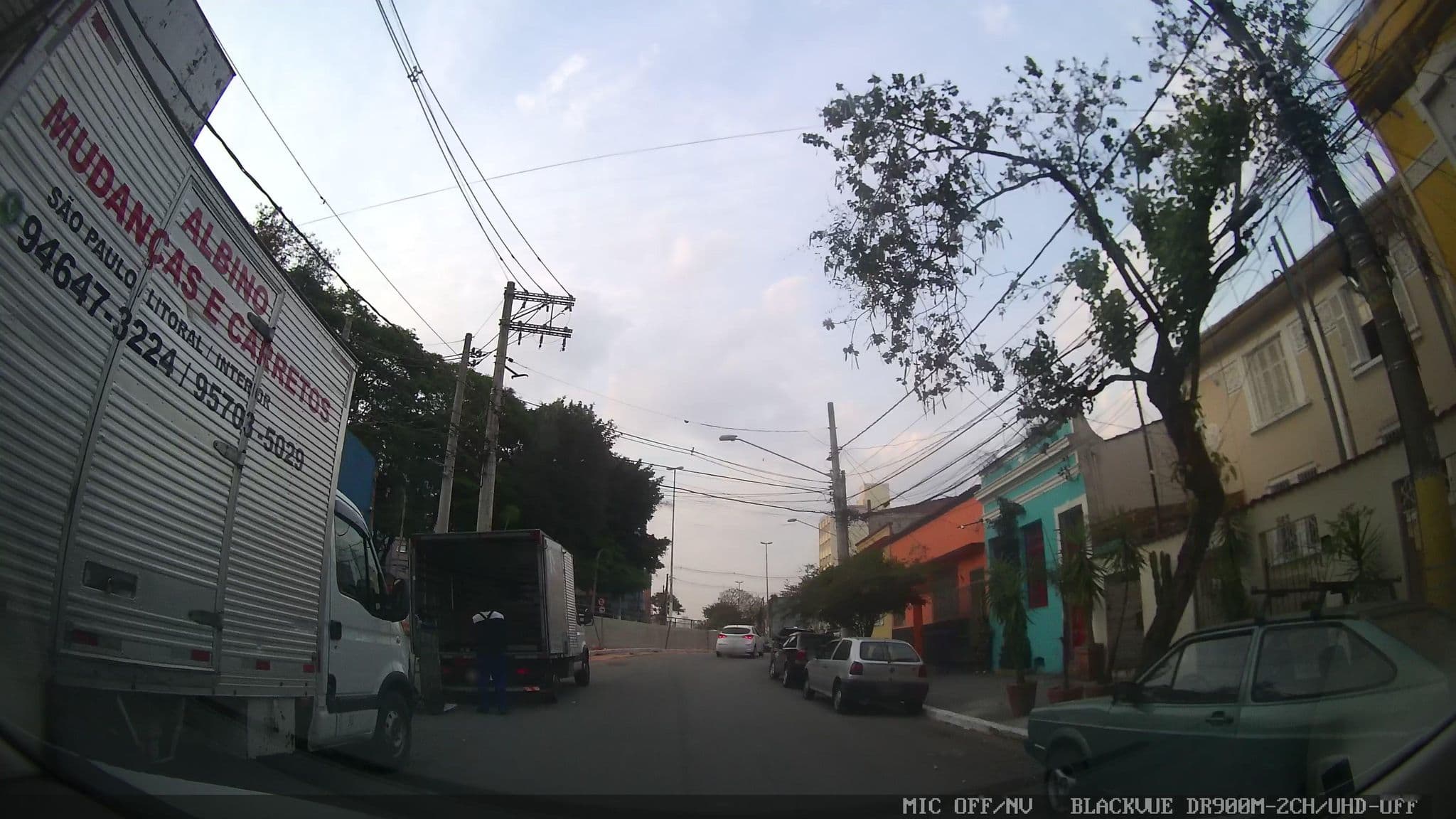 Street view near Hobi Hostel, Bela Vista — © marciosampaio (CC BY-SA · Mapillary)
