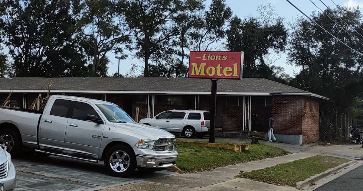 Lion's Motel, Motel in Goulding