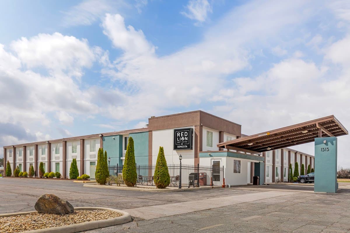 Red Lion Inn & Suites Bucyrus North, Hotel in Bucyrus