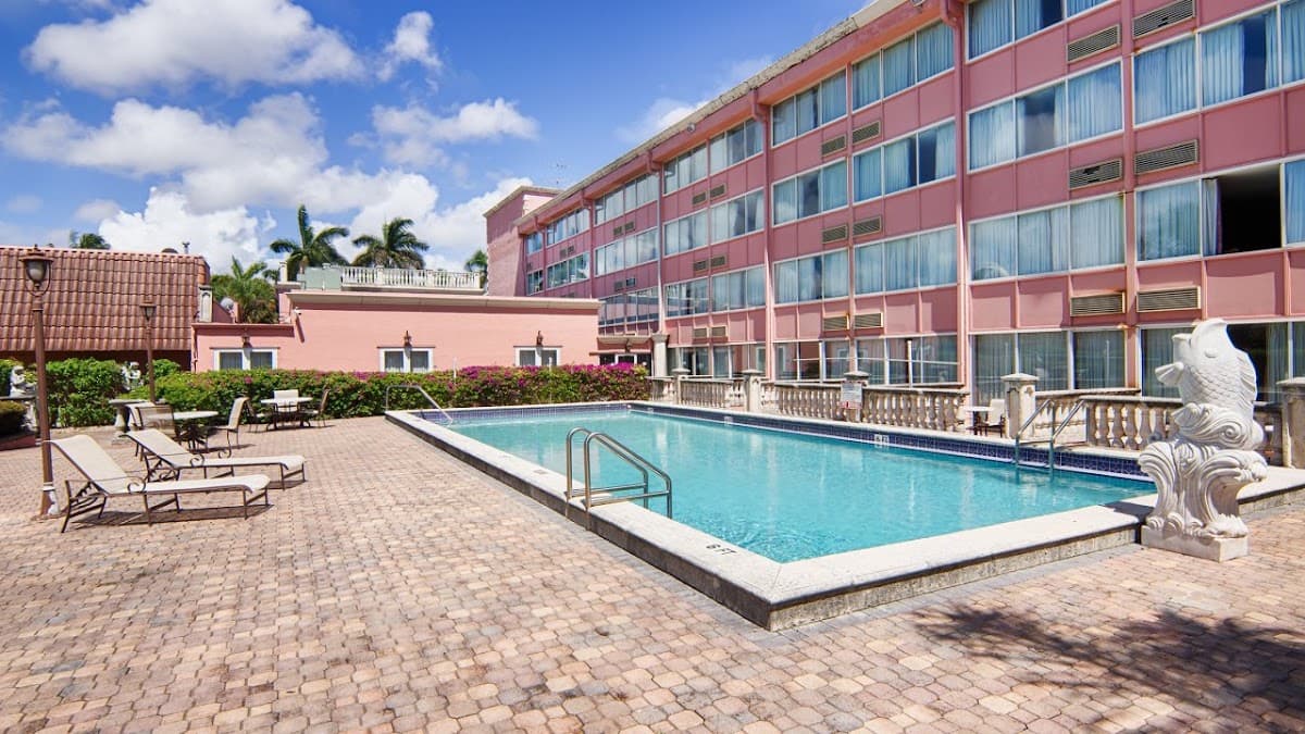 Hotel Roma, Hotel in Bunche Park