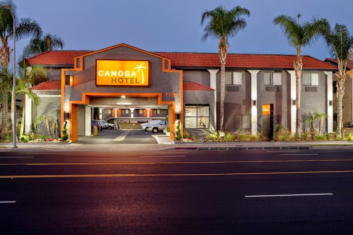 Canoga Hotel, Hotel in Canoga Park