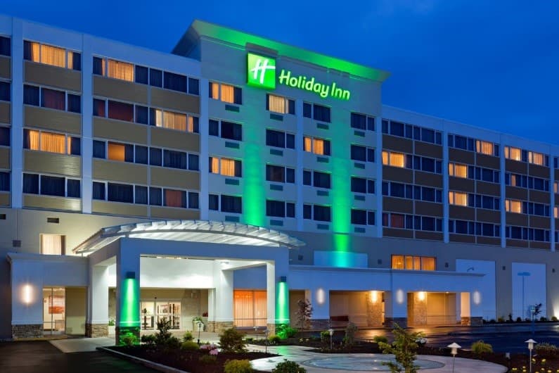 Holiday Inn Clark - Newark Area by IHG, Hotel in Clark