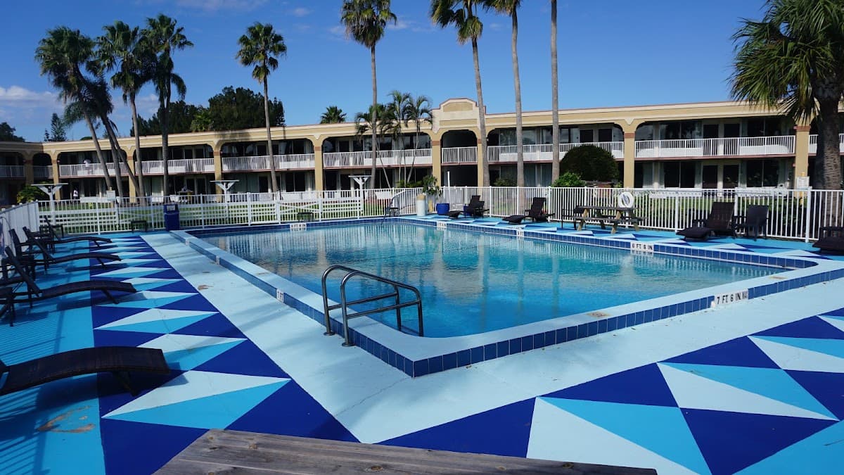 ISLAND HOTEL Of Space Coast, Hotel in Merritt Island