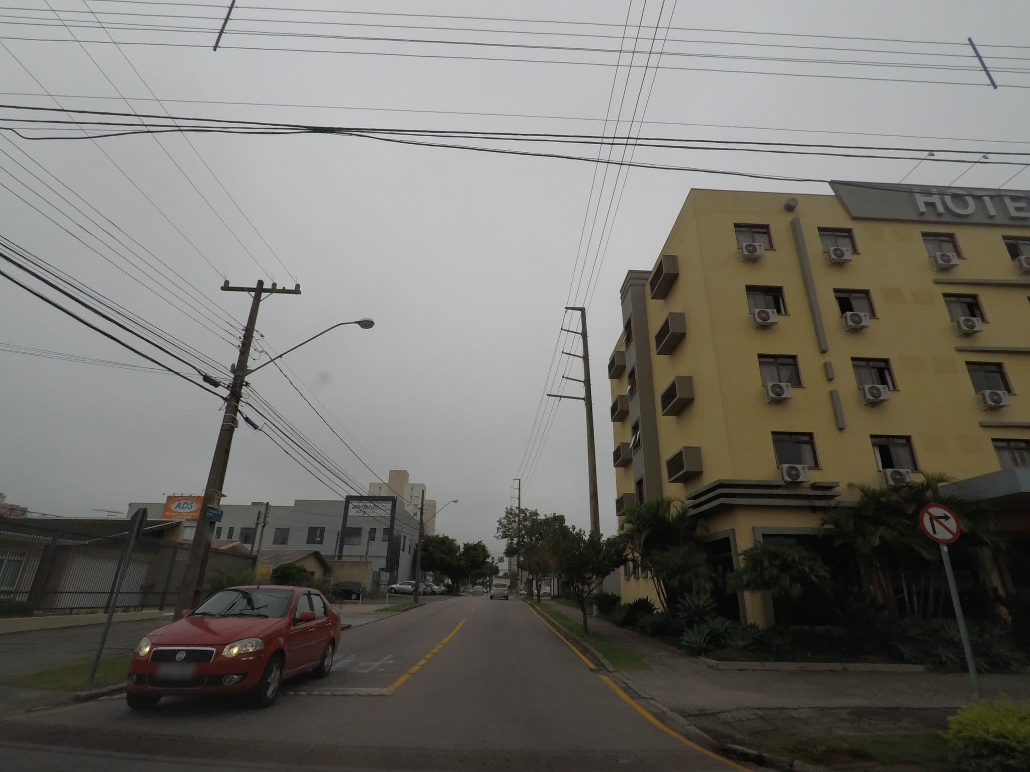 Street view near Exclusivo, São José dos Pinhais — © marciosampaio (CC BY-SA · Mapillary)