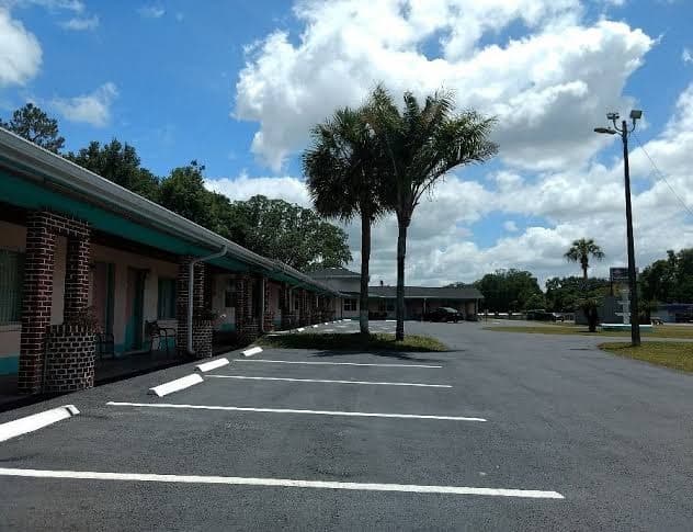 Rainbow Fountain Motel, Motel in Dade City North