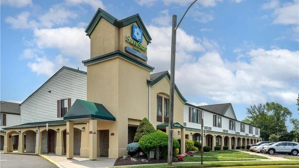 SureStay by Best Western East Brunswick, Hotel in Old Bridge