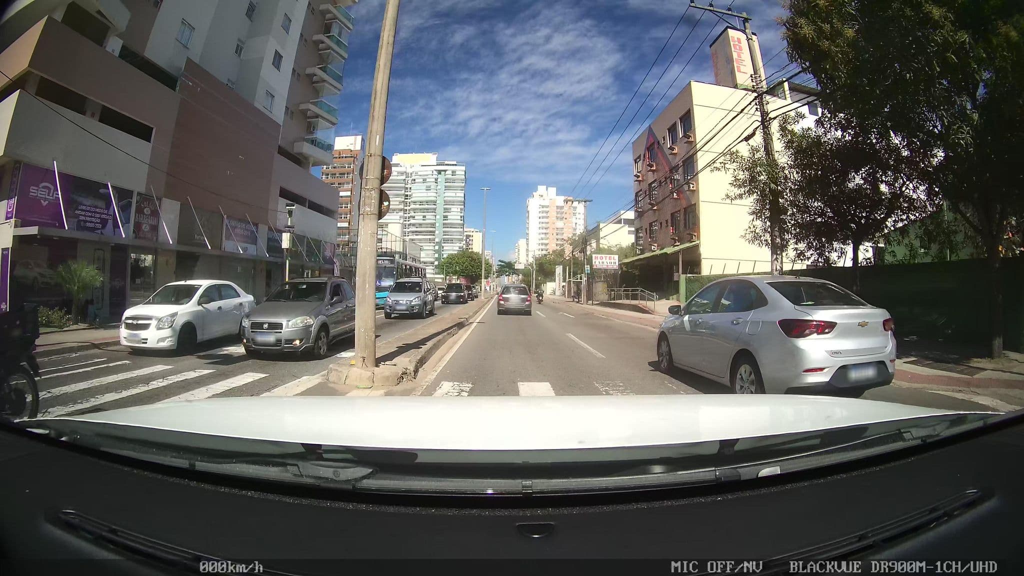 Street view near Hotel Faraoh, Vila Velha — © kaart_2 (CC BY-SA · Mapillary)