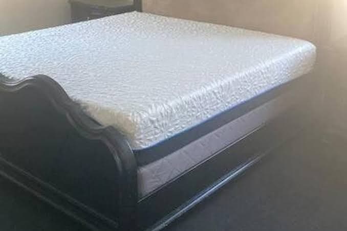 Dreamers In The Zone - Two-Bedroom Apartment - Garden View, Hotel in South Floral Park