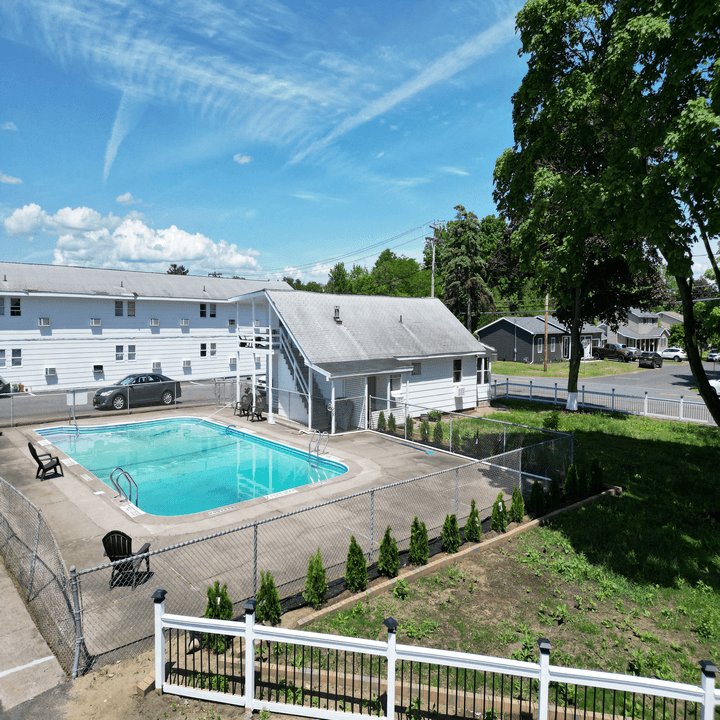 Lake George Residence LLC, Motel in South Glens Falls