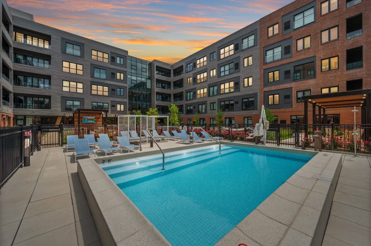 Suite Home at Albion Highland Park, Aparthotel in Highland Park