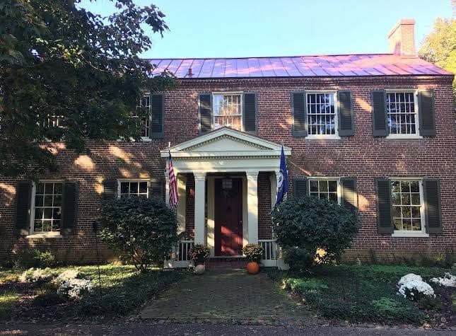 1840 Tucker House B & B, Bed & Breakfast in Jeffersontown