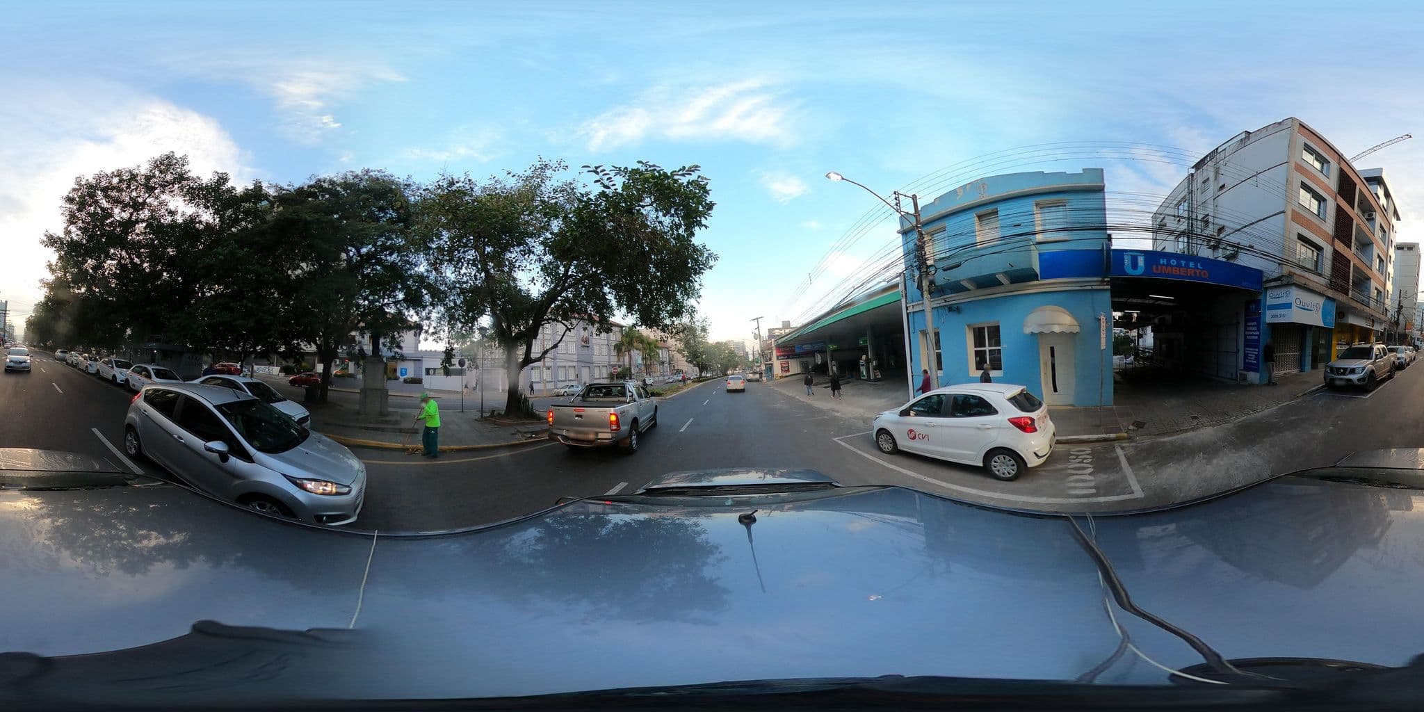 Street view near Hotel Humberto, Santa Maria — © santamariense (CC BY-SA · Mapillary)