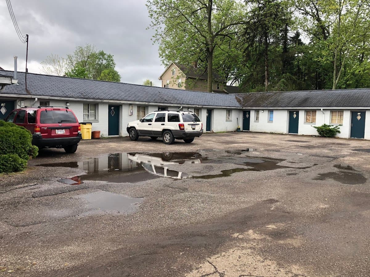 Crown Motel, Motel in Perry Heights