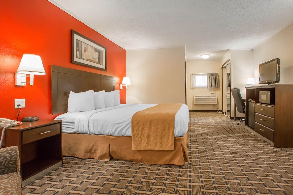 Quality Inn & Suites Millville, Hotel in Millville