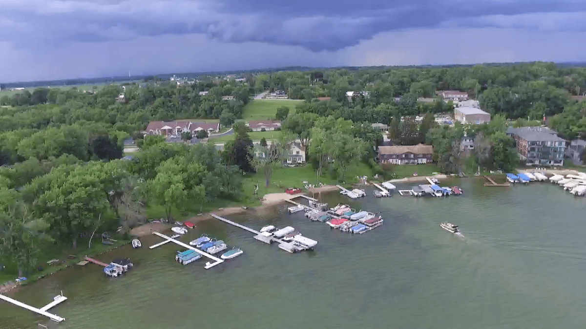 Pink House Resort & Motel, Motel in Powers Lake