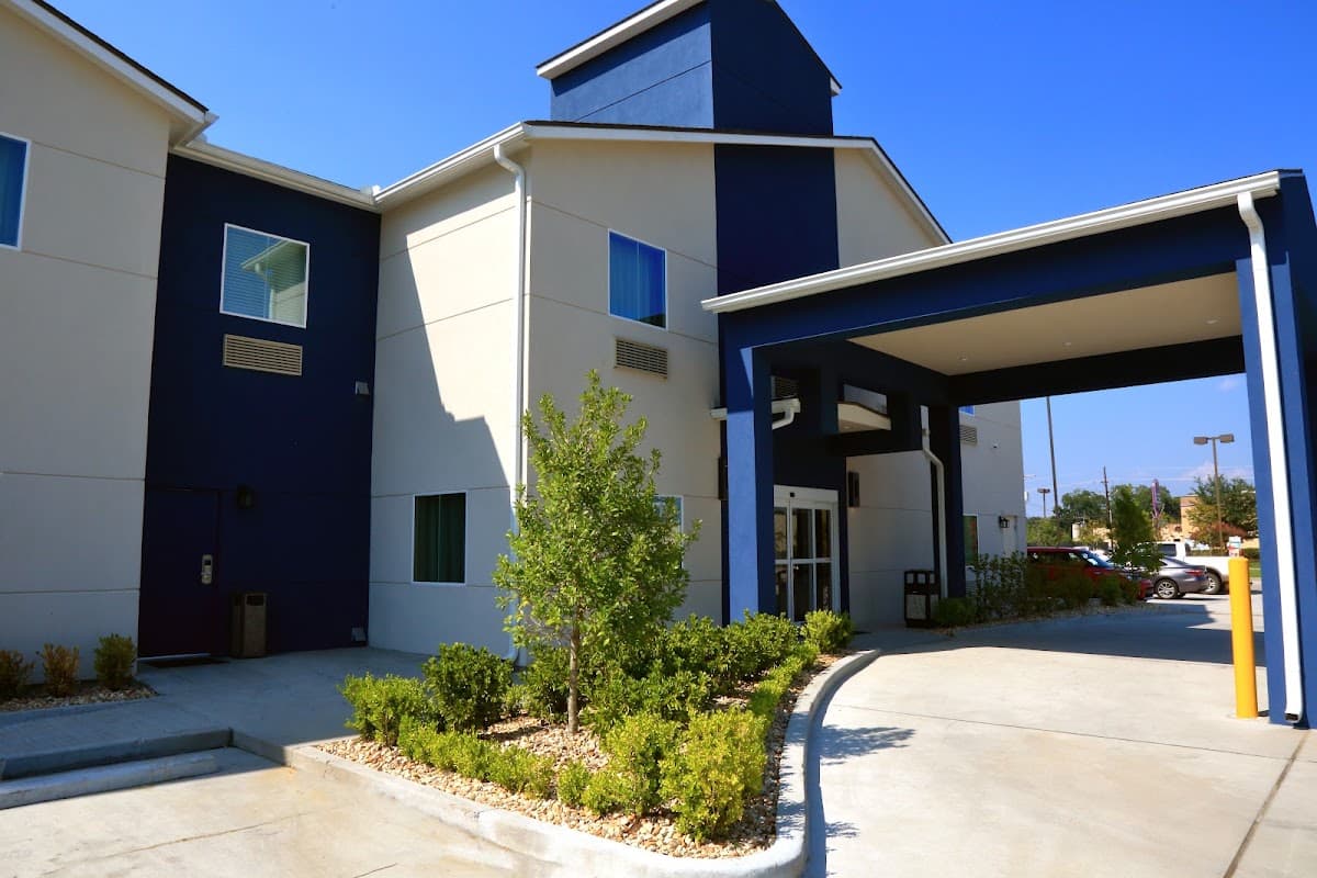 Americas Best Value Inn & Suites Prairieville, Hotel in Prairieville