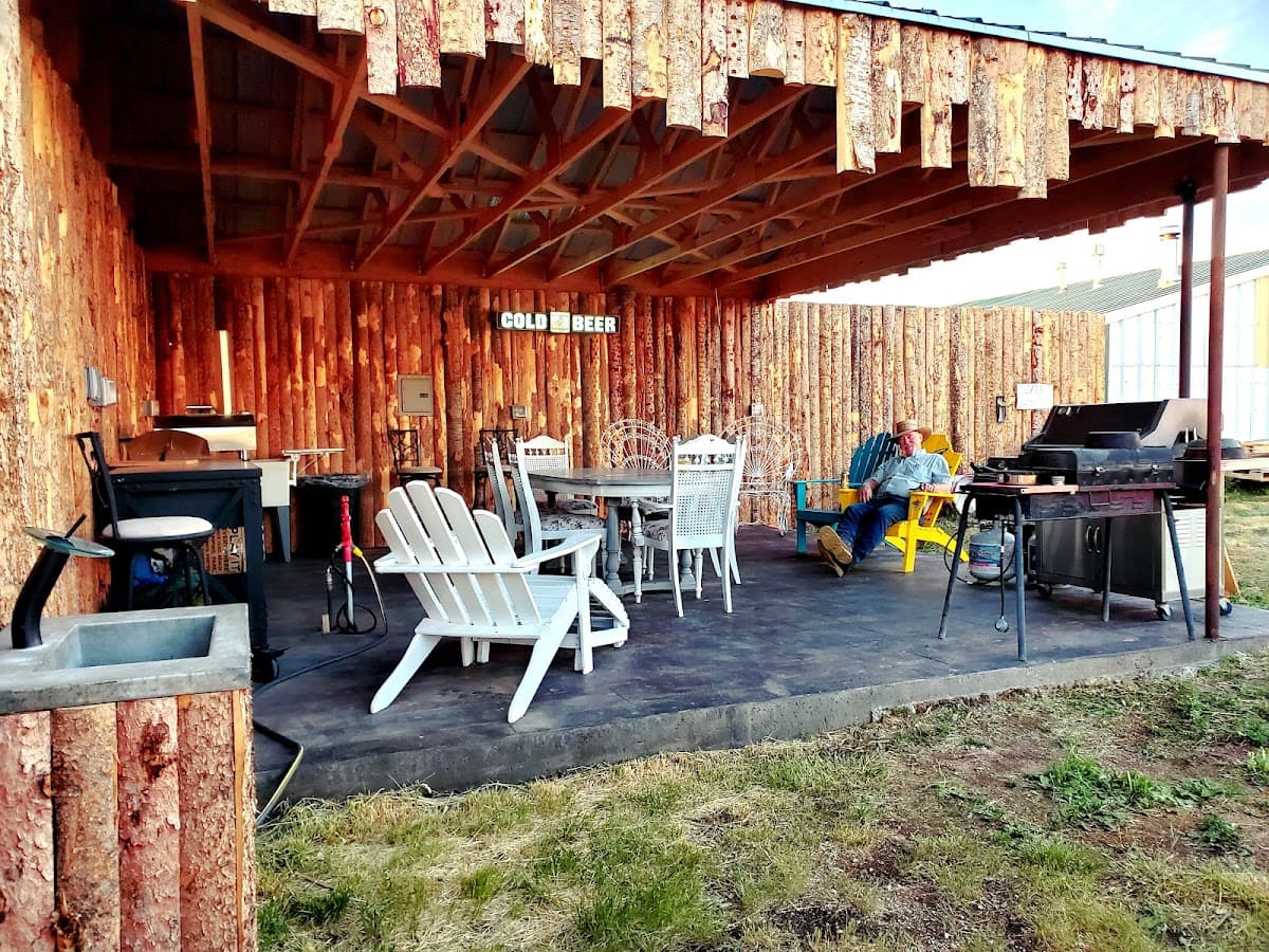 Last Chance Camp & Lodging, Campsite in Ranchettes