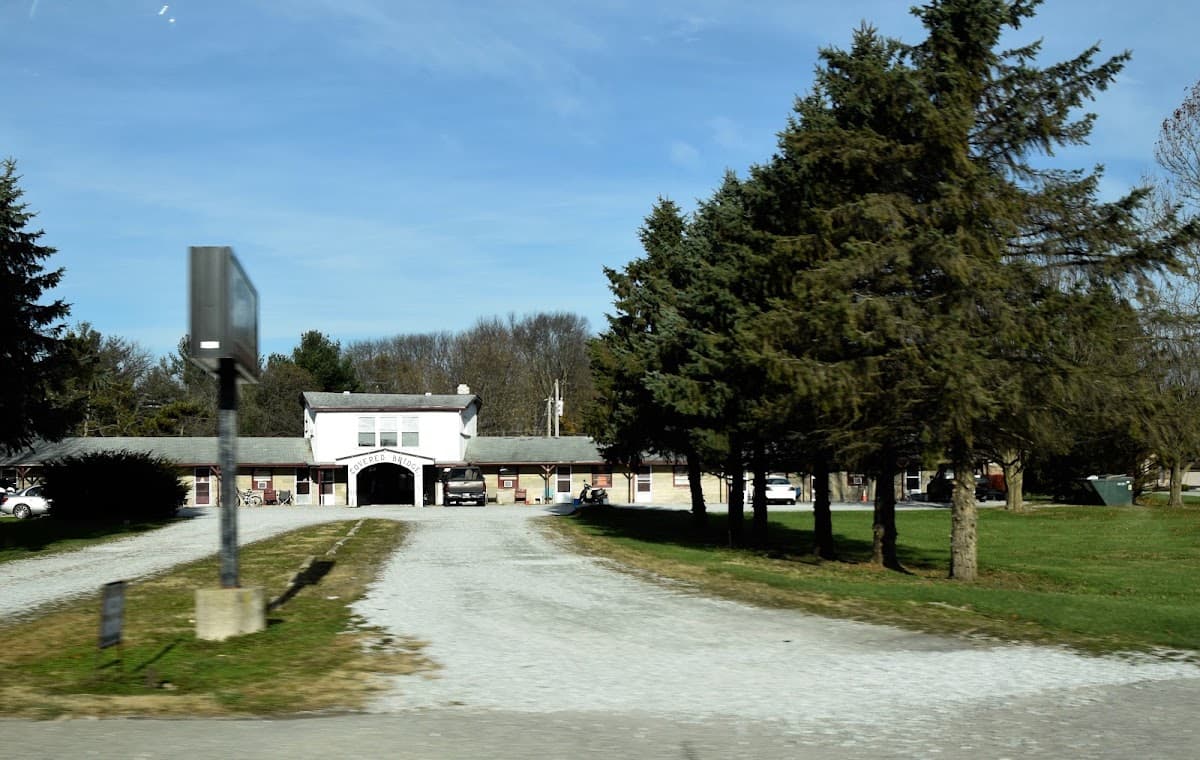 Covered Bridge Motel, Hotel in Rushville