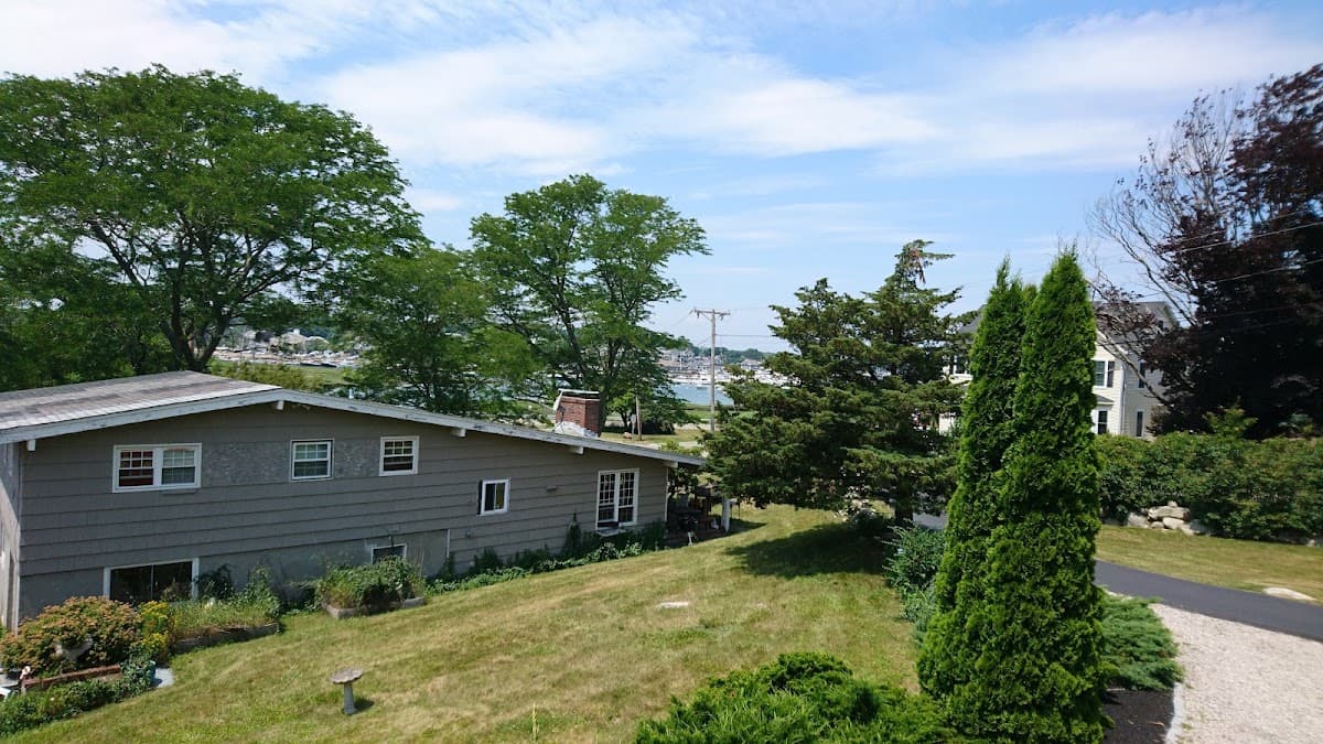 Cliffside Bed & Breakfast, Bed & Breakfast in Scituate
