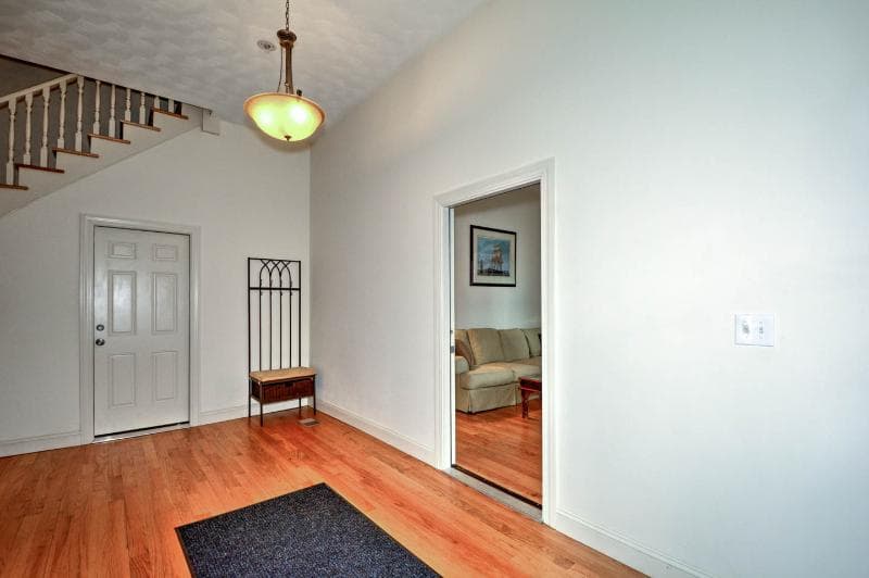Short Term Apartment Rentals Boston, Holiday Home in Jamaica Plain
