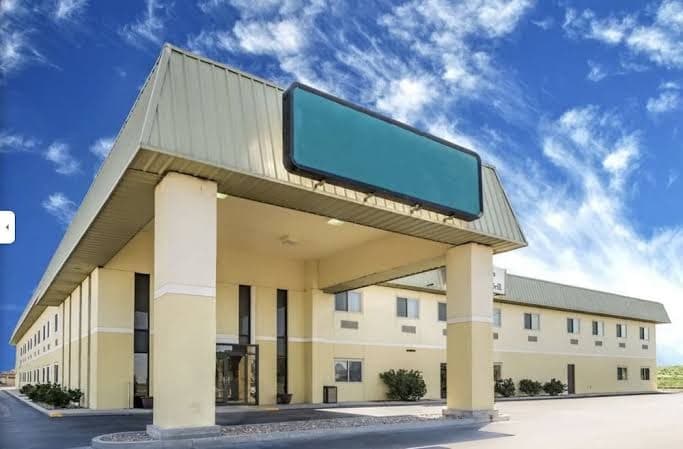 Hutchi Bell, Hotel in South Hutchinson