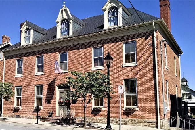 Georges on York Boutique Inn, Hotel in Taneytown